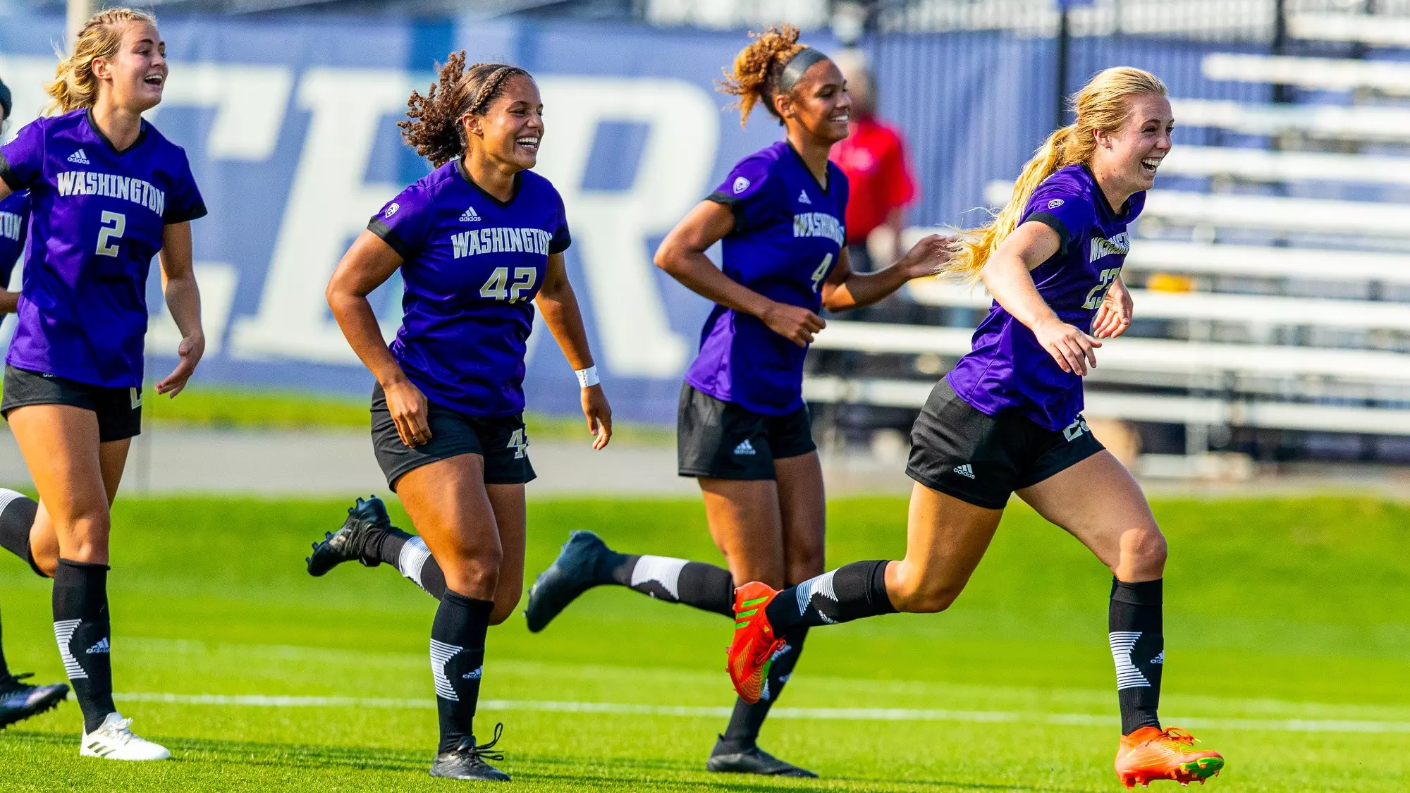 洲足坛的传 洲足坛的传